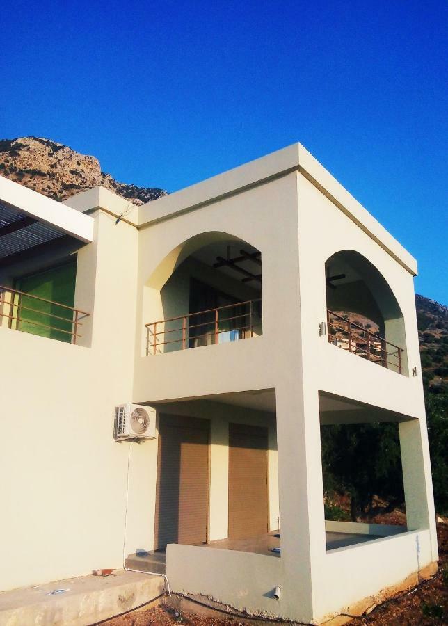 Villa Gusta Tholos  외부 사진